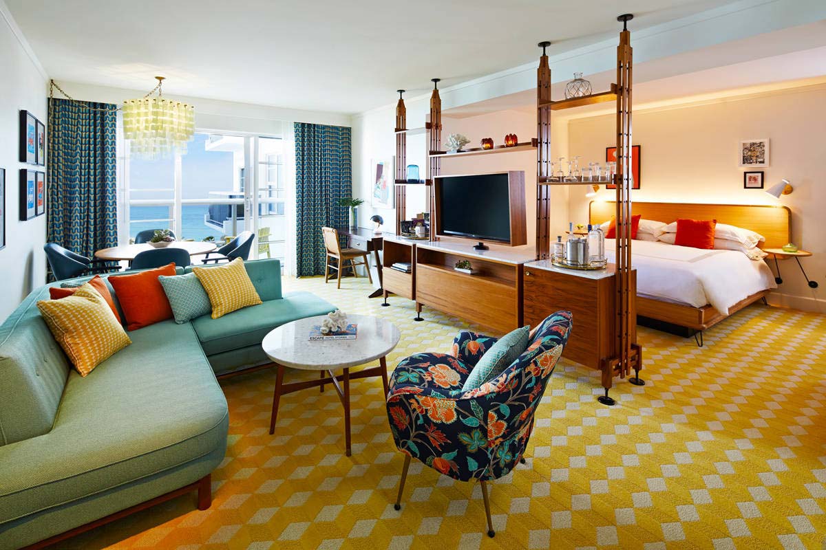 couleur émeraude à l'intérieur de la chambre