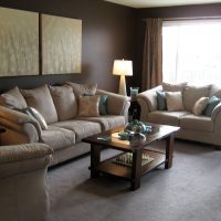 belle chambre design en couleur café avec photo de lait