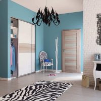 portes lumineuses à l'intérieur de la photo de la chambre