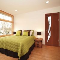 portes sombres dans la conception de l'image du couloir