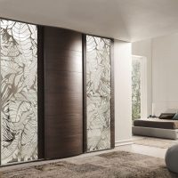 meuble d'angle dans la conception de l'image du couloir