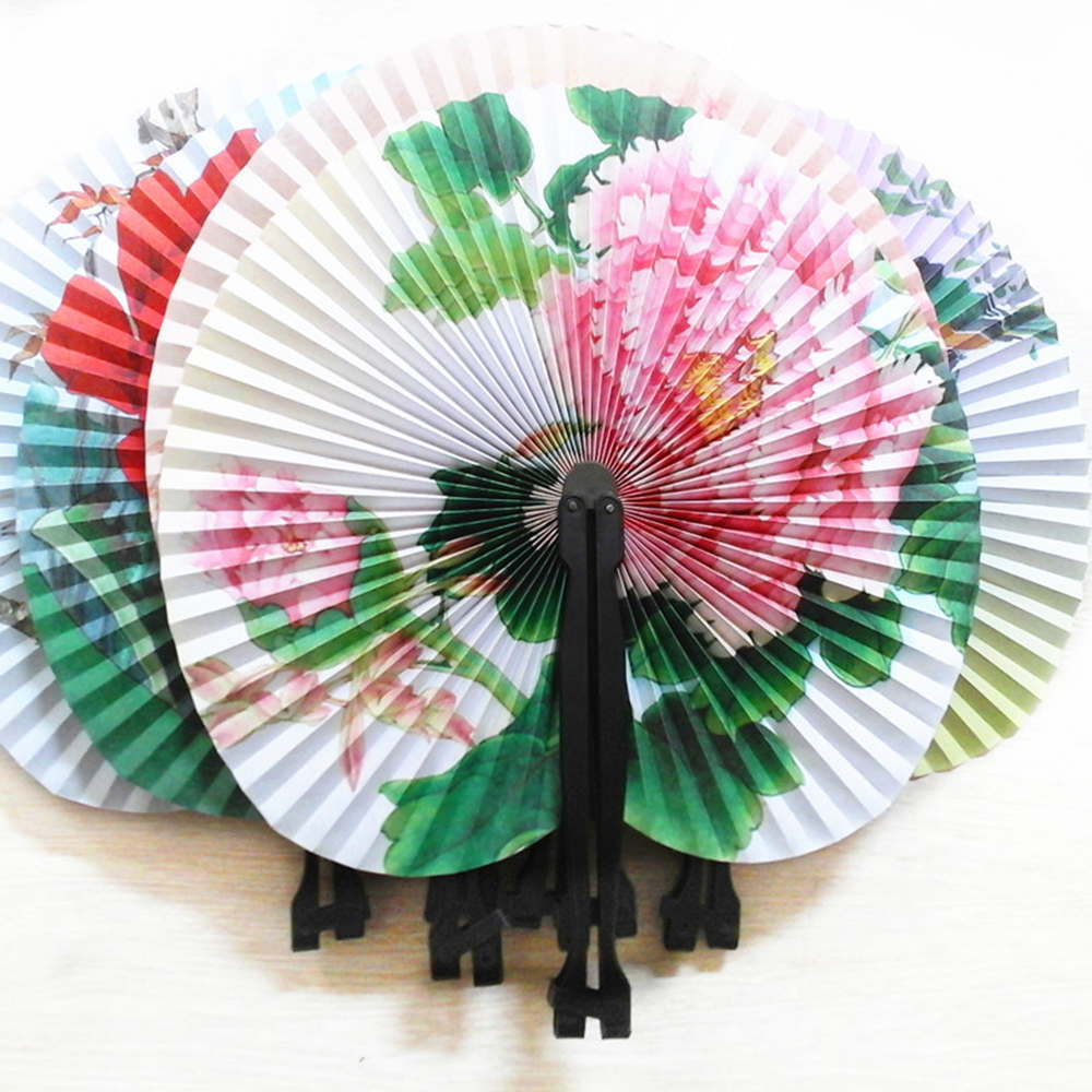 ventilateur en papier dans la conception de la pièce