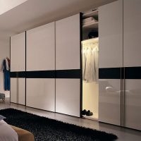 placard intégré à l'intérieur du couloir photo