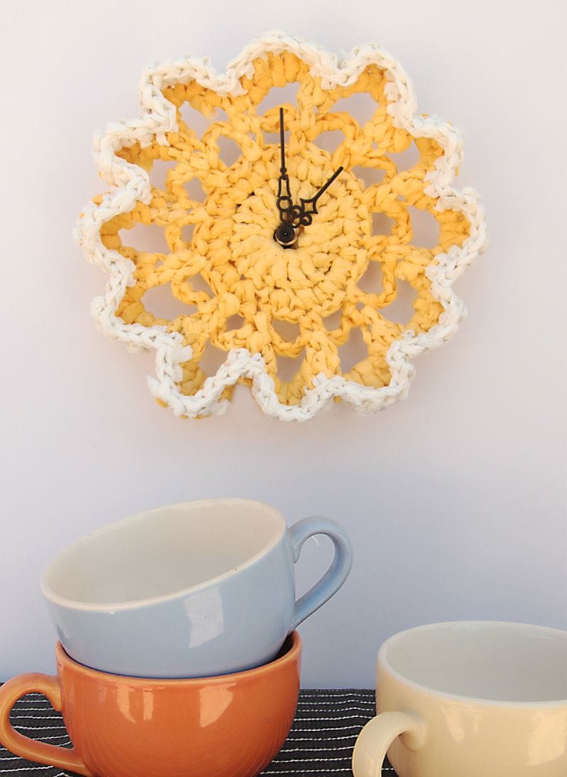do-it-yourself idea of unusual decoration of watches