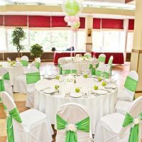 l'idée de la décoration originale des chaises avec votre propre photo de mains