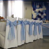 idée de décoration légère des chaises photo