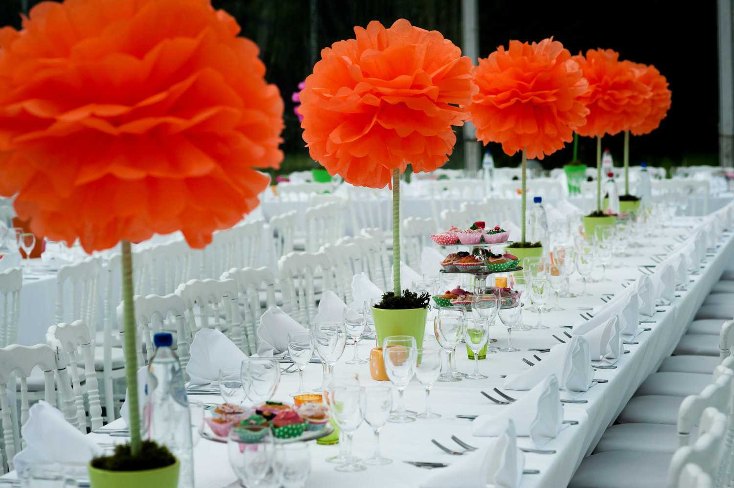 the idea of a beautiful holiday decor with paper