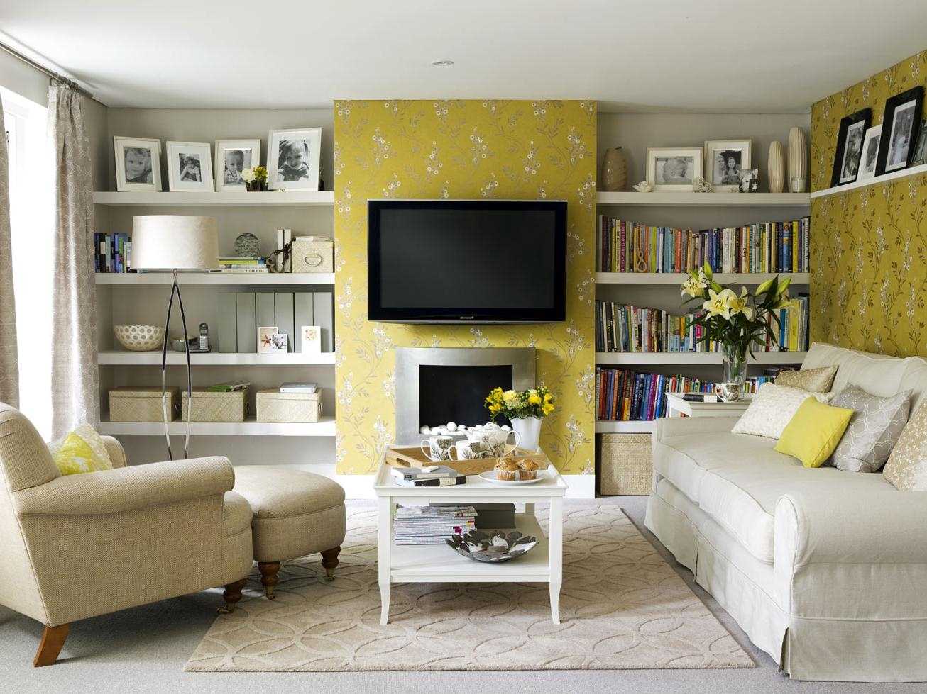 the idea of brightly decorating the living room with your own hands