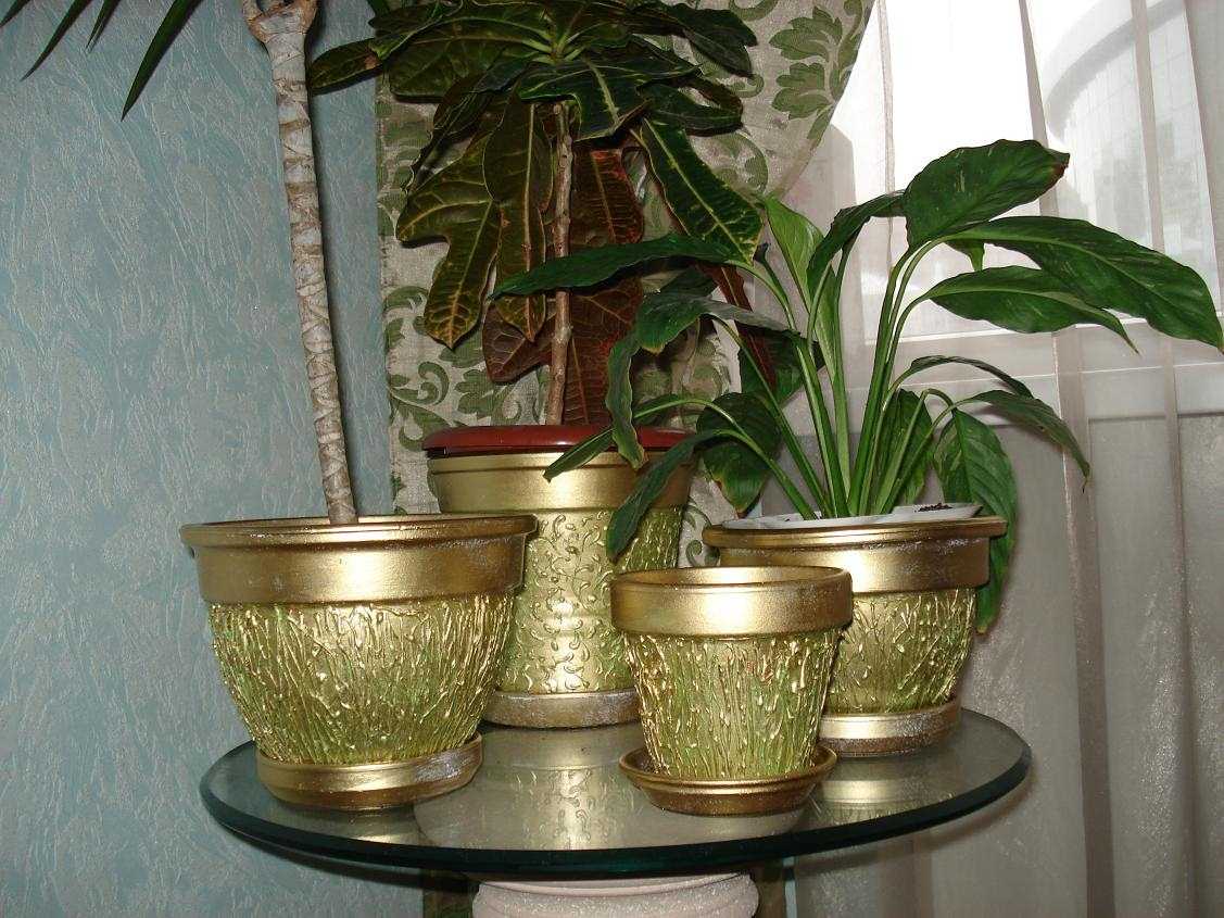 idea of unusual decoration of flower pots