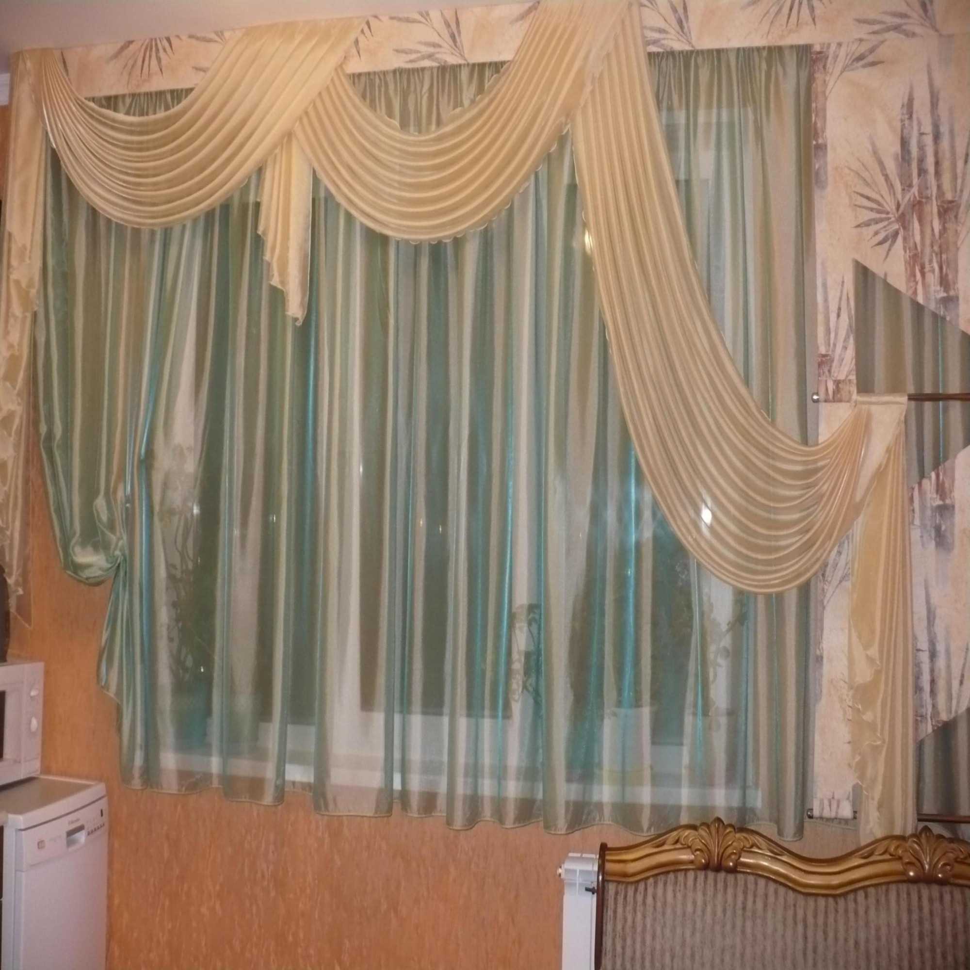 the idea of original decoration of curtains with your own hands