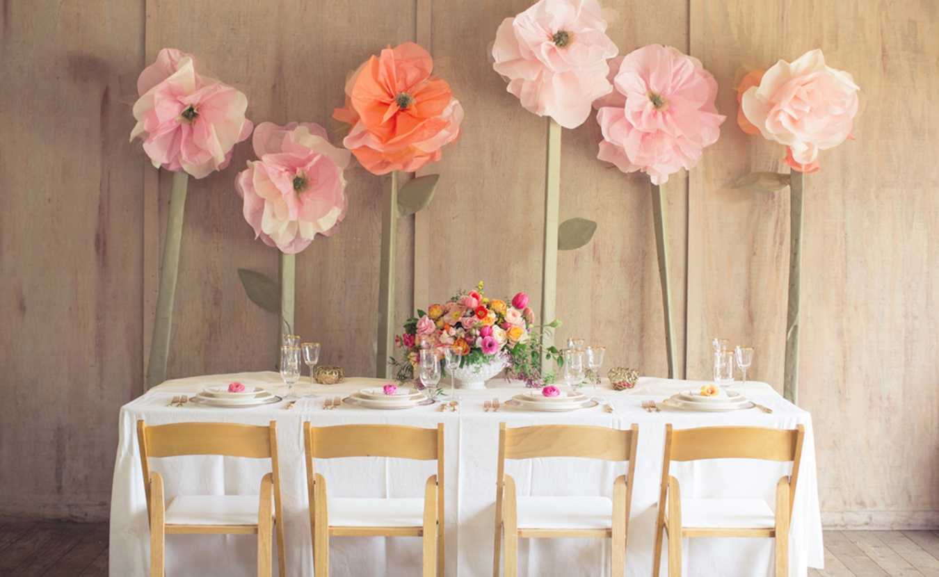 idea of a beautiful room decor with paper