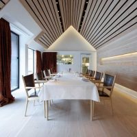 idea of the original style of a tree house photo