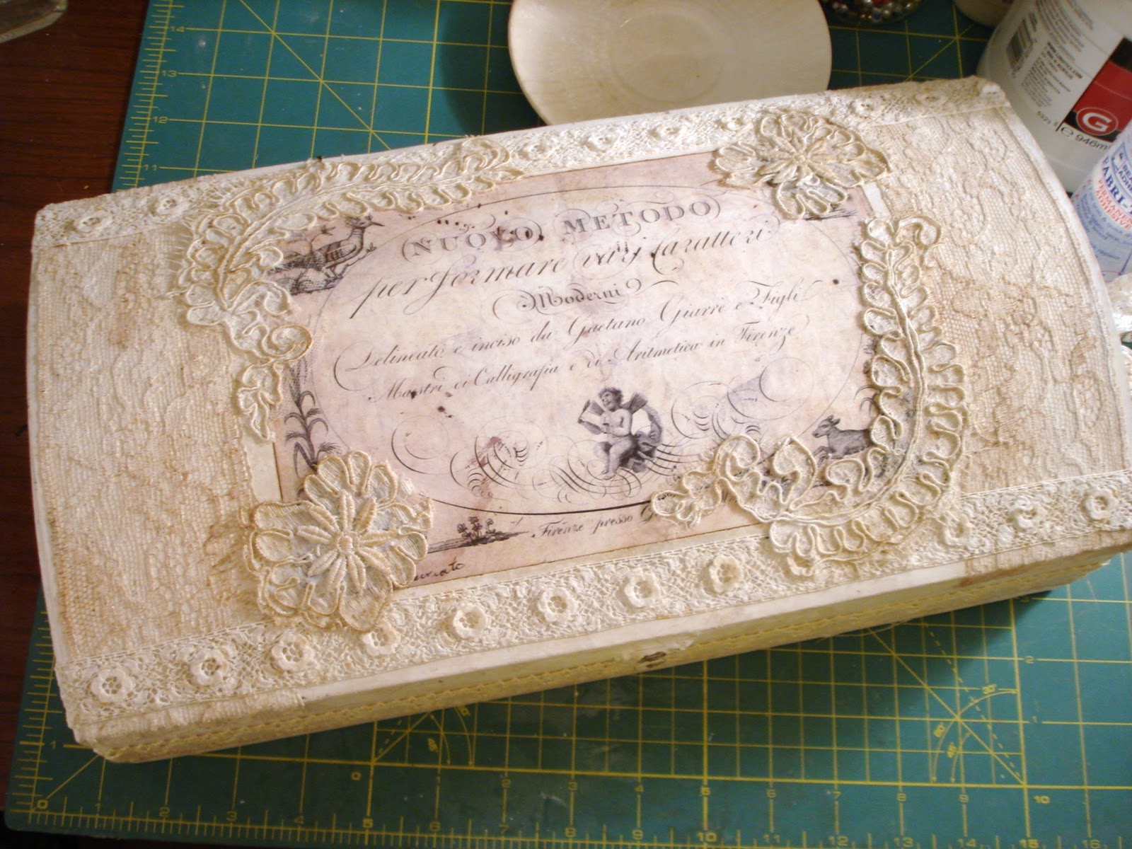 the idea of a bright box