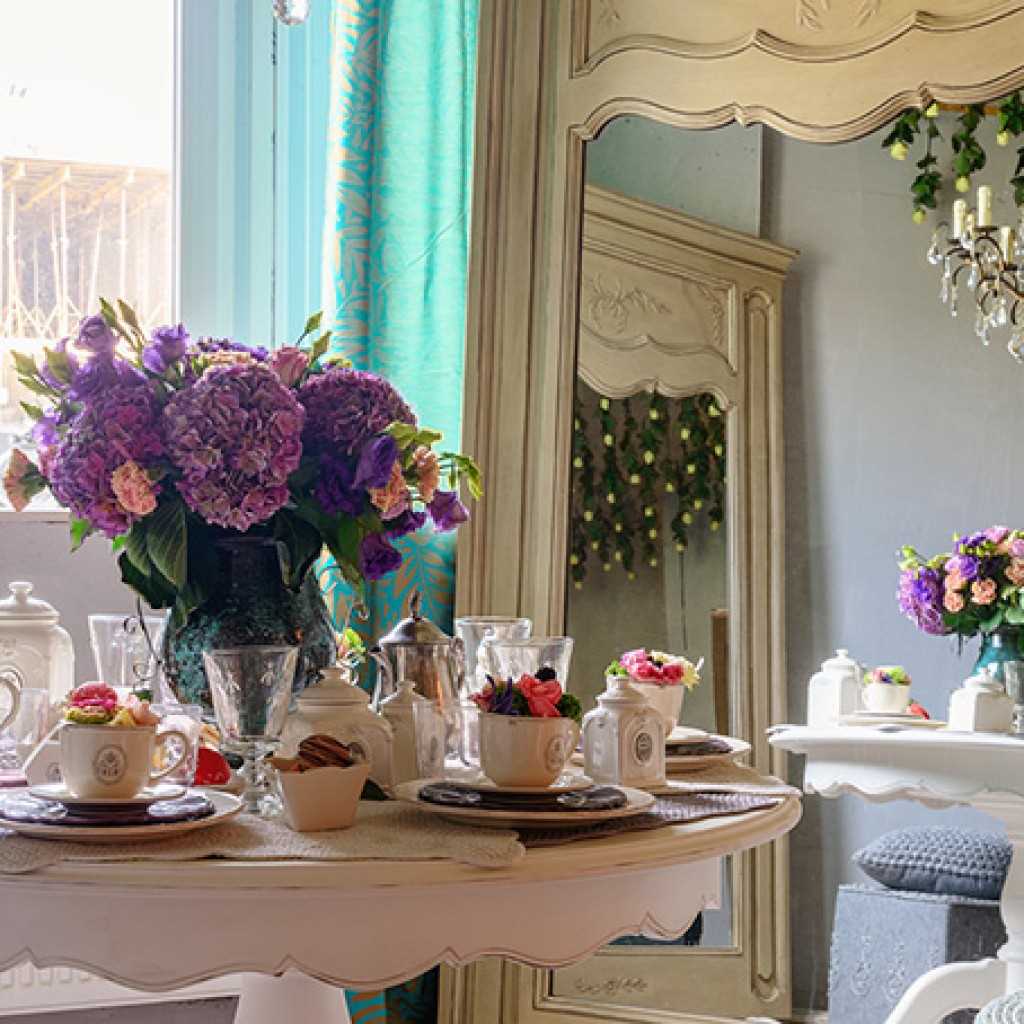 the idea of an unusual apartment style