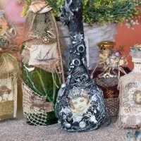 idée de décoration insolite de bouteilles avec des peintures photo