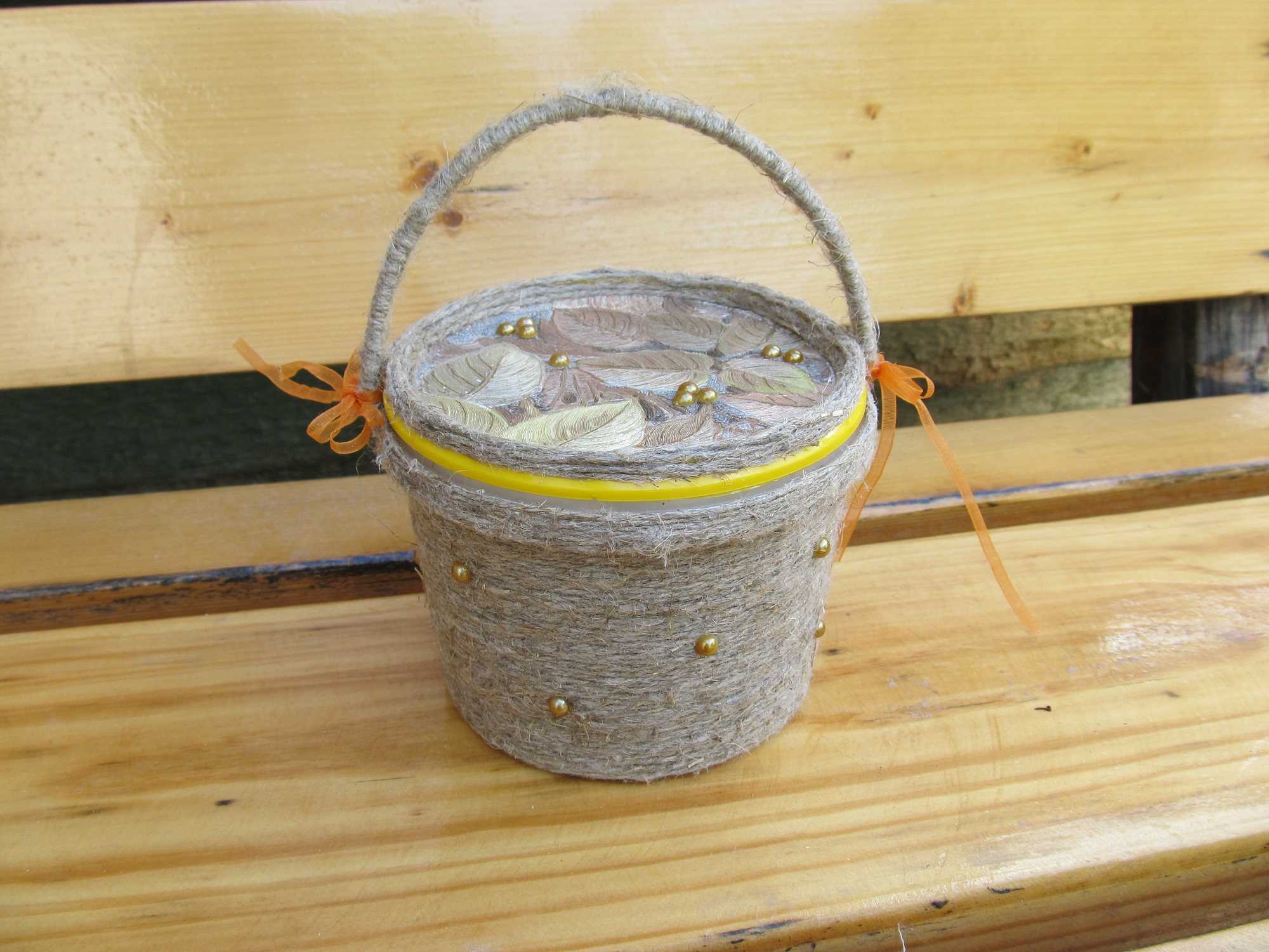 the idea of original decoration of the casket