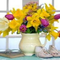 idea of original decoration of floor vase picture