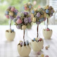 the idea of festive decoration of items for March 8 picture