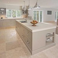 version du beau style d'une grande photo de cuisine