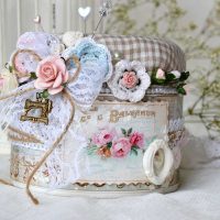 the idea of bright decoration of objects for March 8 picture