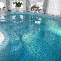 idea of a beautiful design of a small pool photo