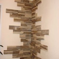 idea of unusual decoration of corners in an apartment picture