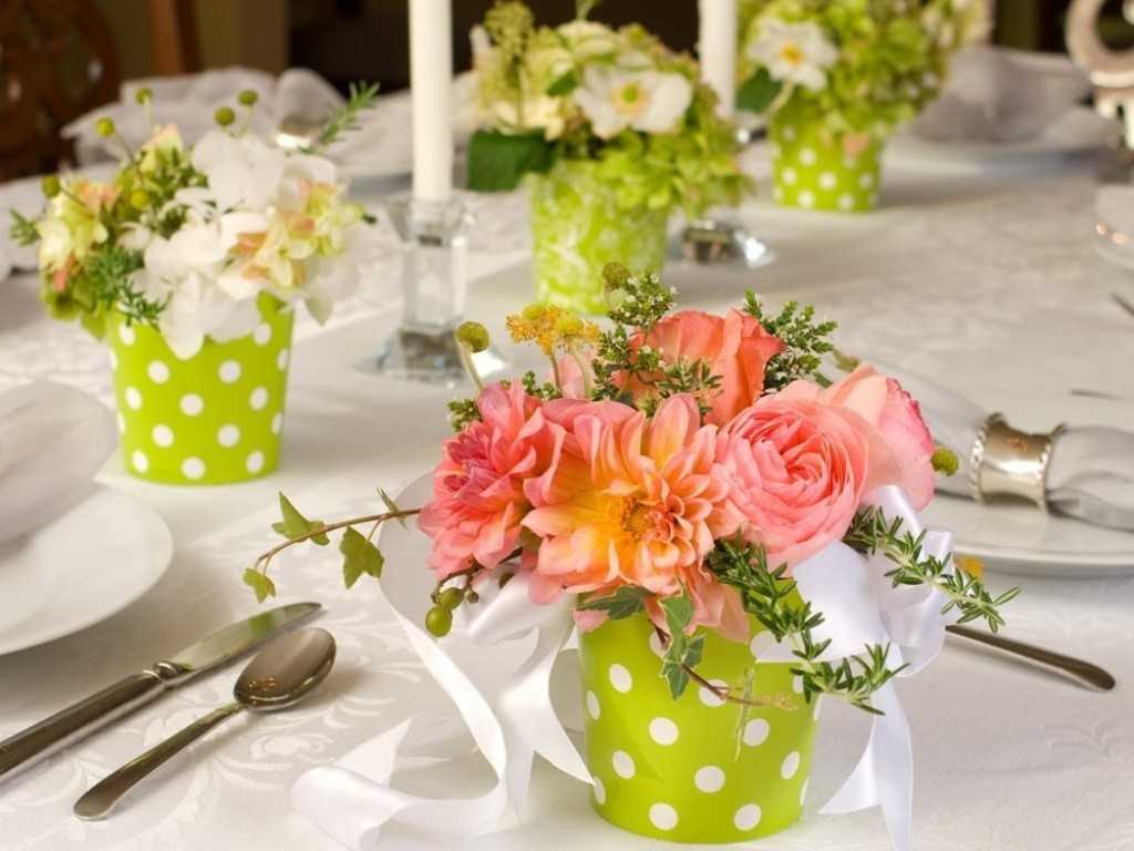 the idea of original decoration of objects by March 8