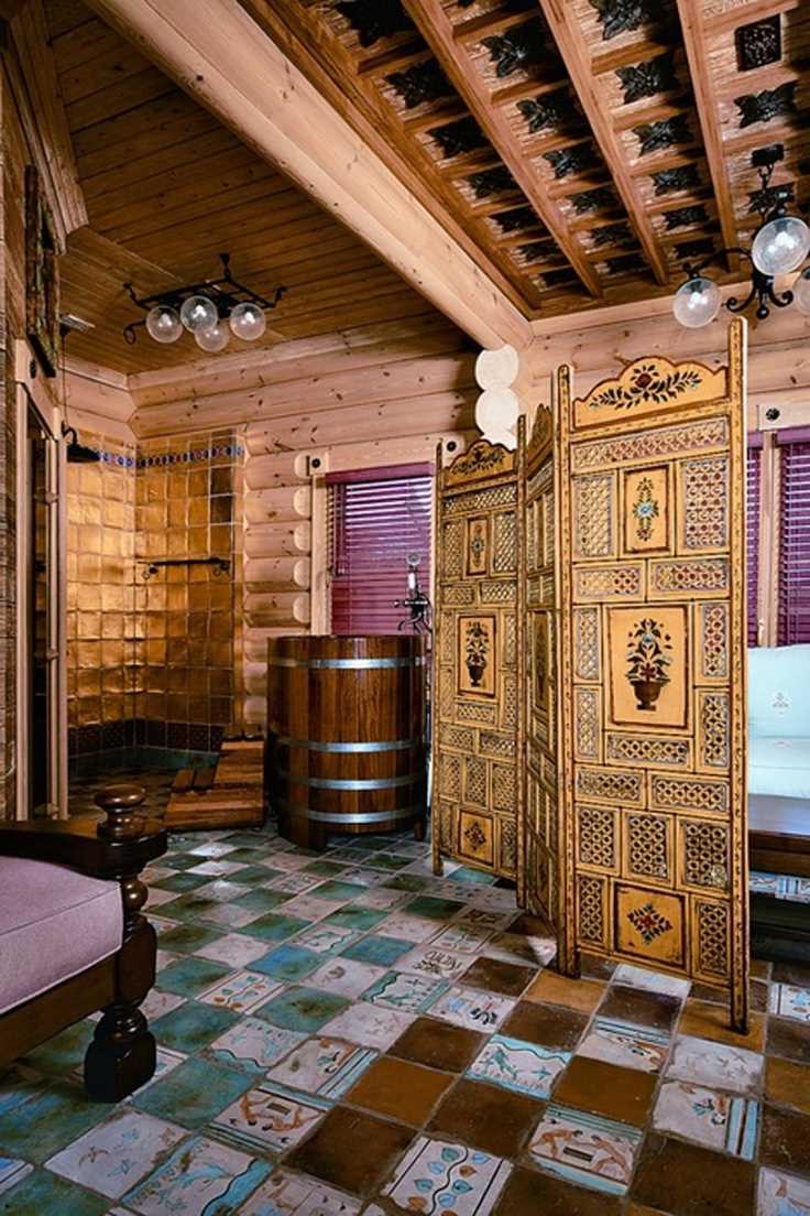 l'idée d'utiliser le style russe dans un beau décor d'appartement