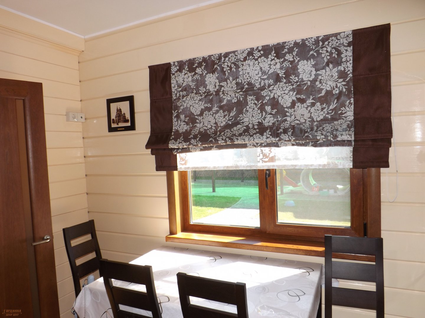 the idea of using modern curtains in a beautiful interior room