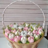 the idea of using an unusual design design for a woman photo