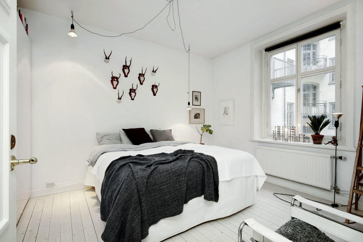 Bright Scandinavian-style room decor