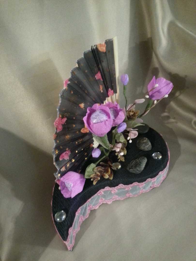 the idea of using a design suite in an unusual style for a man