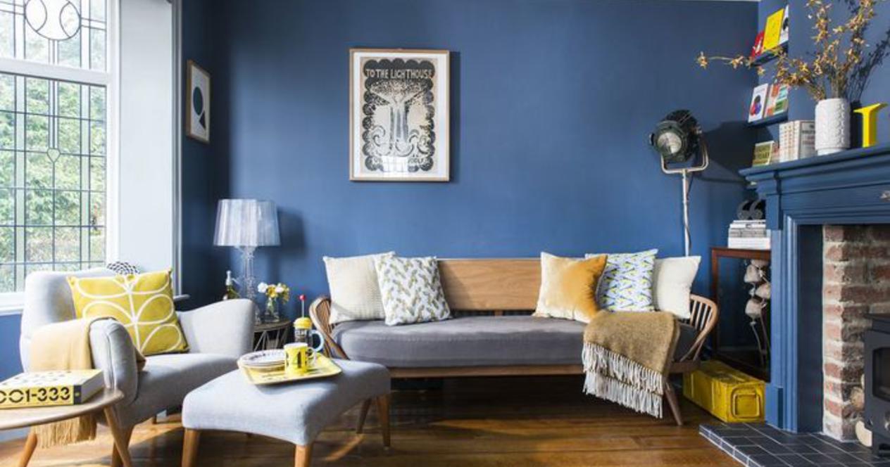 the idea of using an unusual room design in retro style