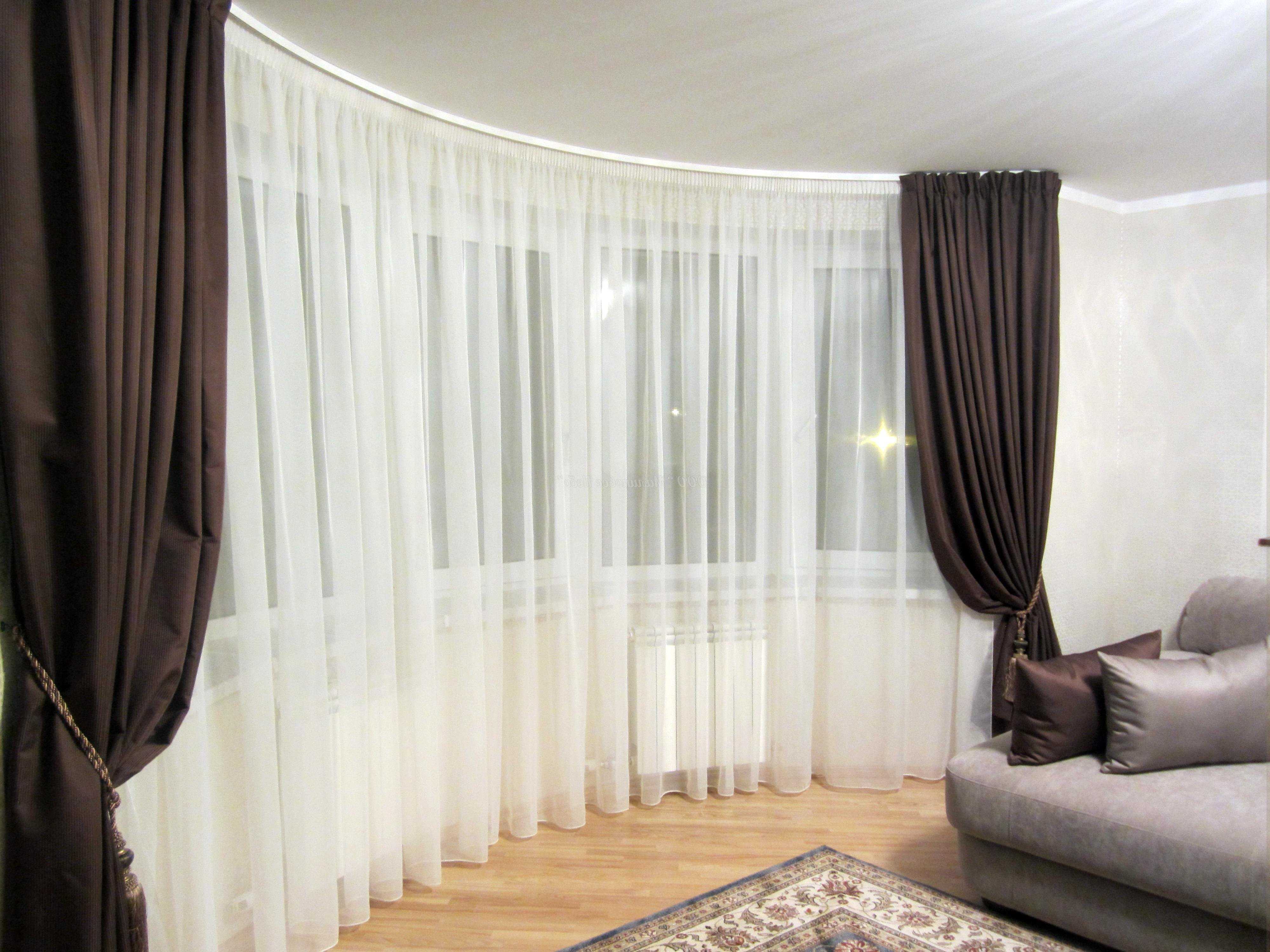 the idea of using modern curtains in a beautiful apartment interior