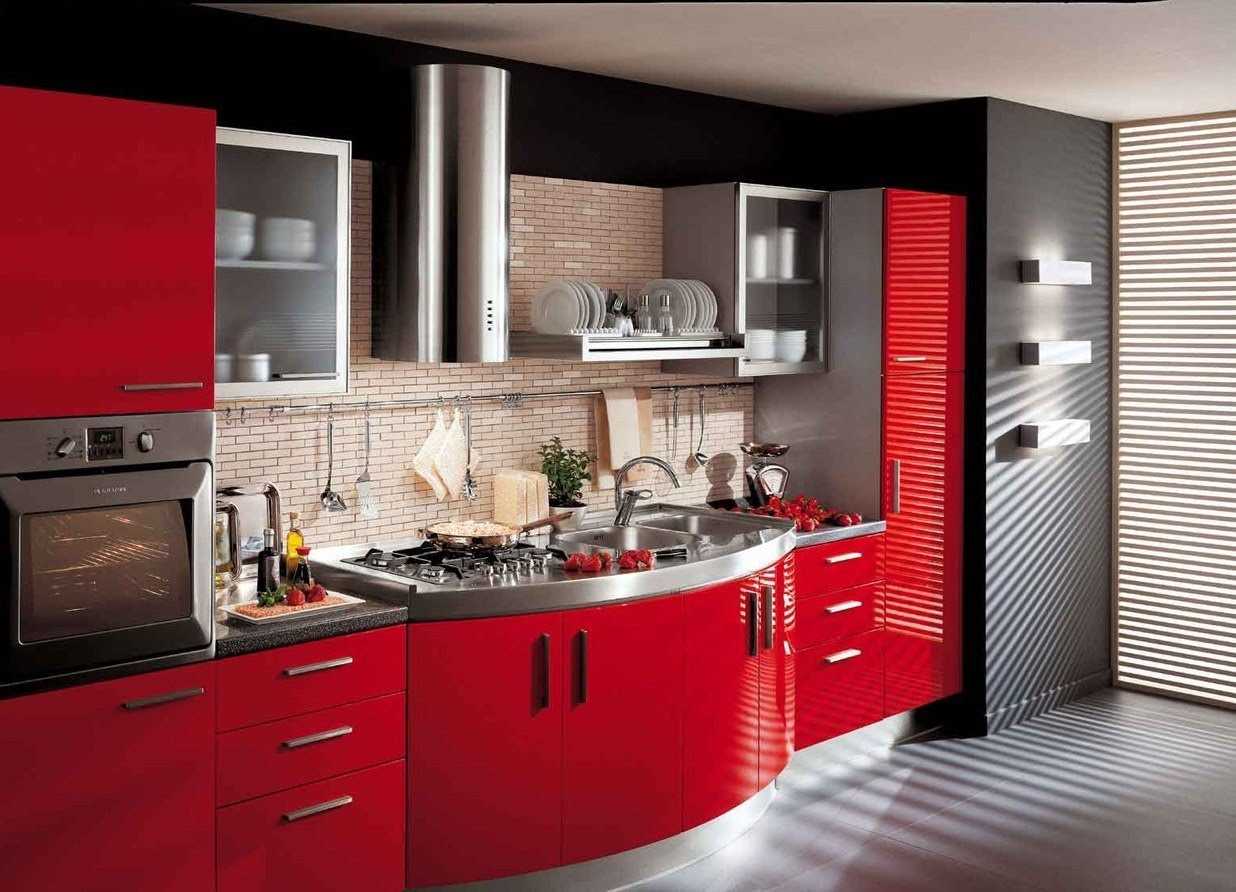 the idea of using a bright kitchen interior