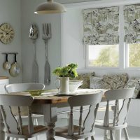 the idea of using modern curtains in a beautiful apartment interior picture