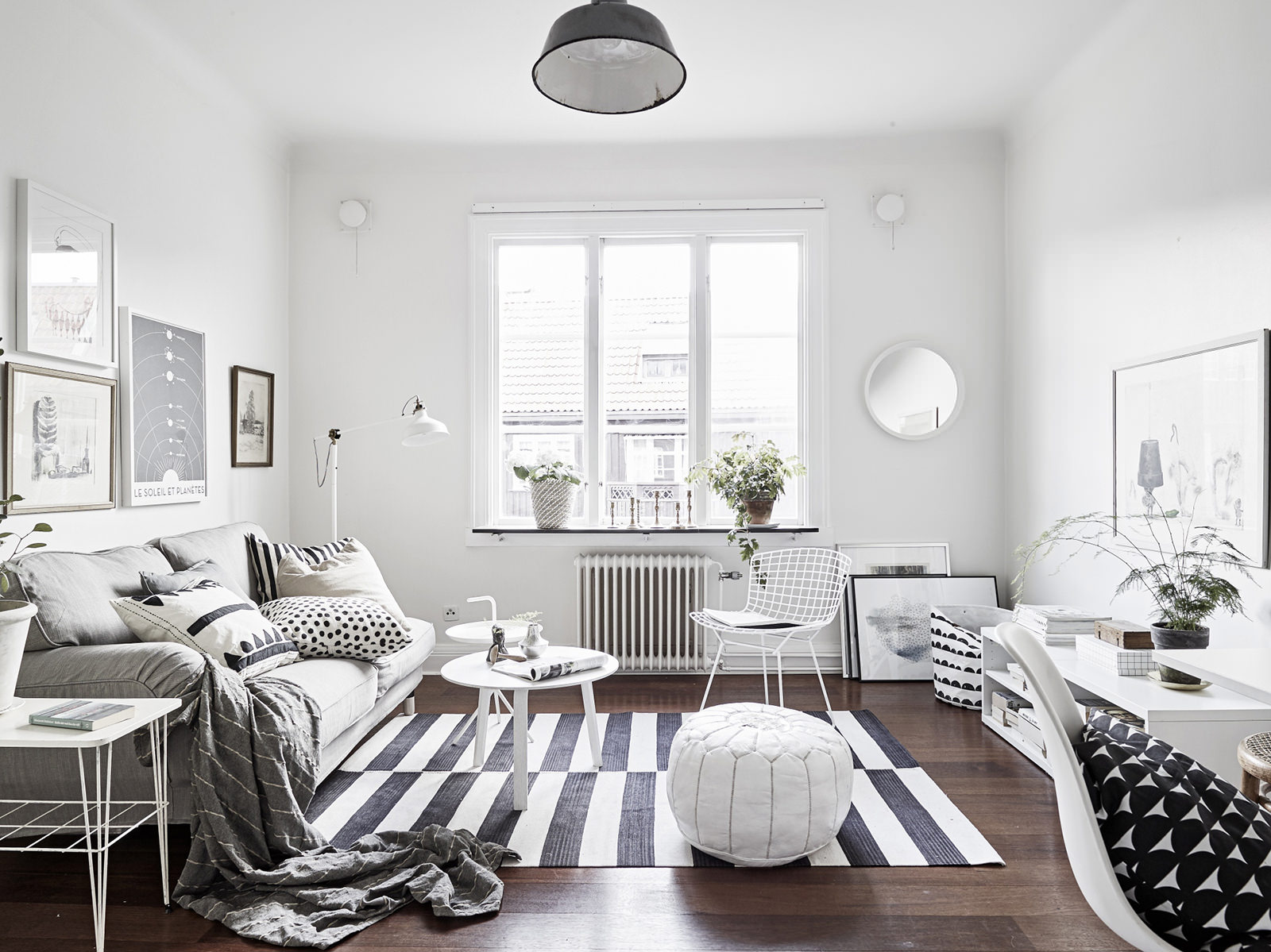 idea of a beautiful scandinavian style apartment decor