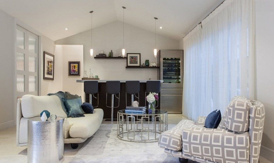 éclairage au dessus du bar