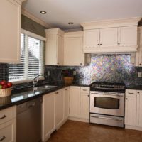 conception professionnelle de cuisine de petite taille