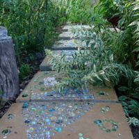 the idea of using unusual tracks picture