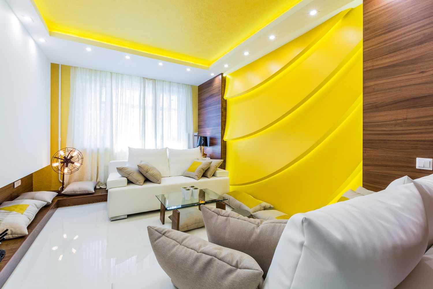 the idea of using bright yellow in the design of the apartment