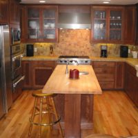 variante d'un intérieur de cuisine lumineux 13 m² image