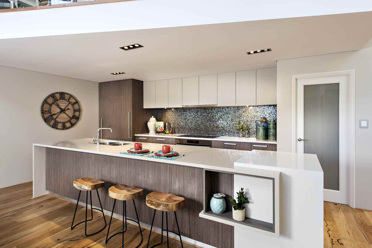 idea of a light decor of a kitchen in a country house