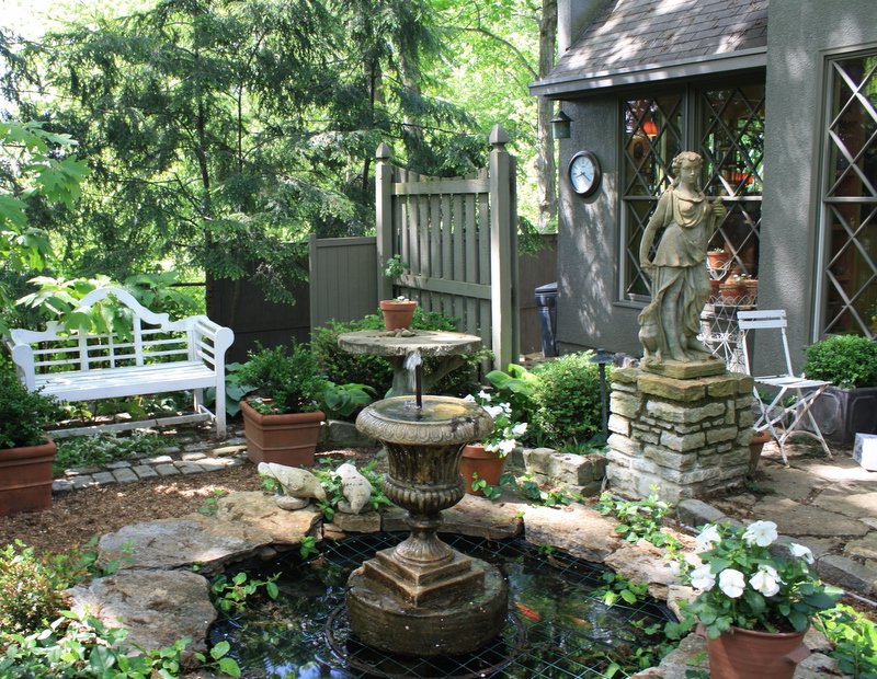 garden design with a pond