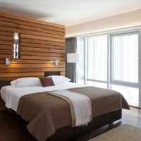 Decorative stand at the head of the bed