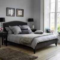 Chambre à coucher en bois clair