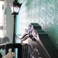 Glossy finish on wallpaper