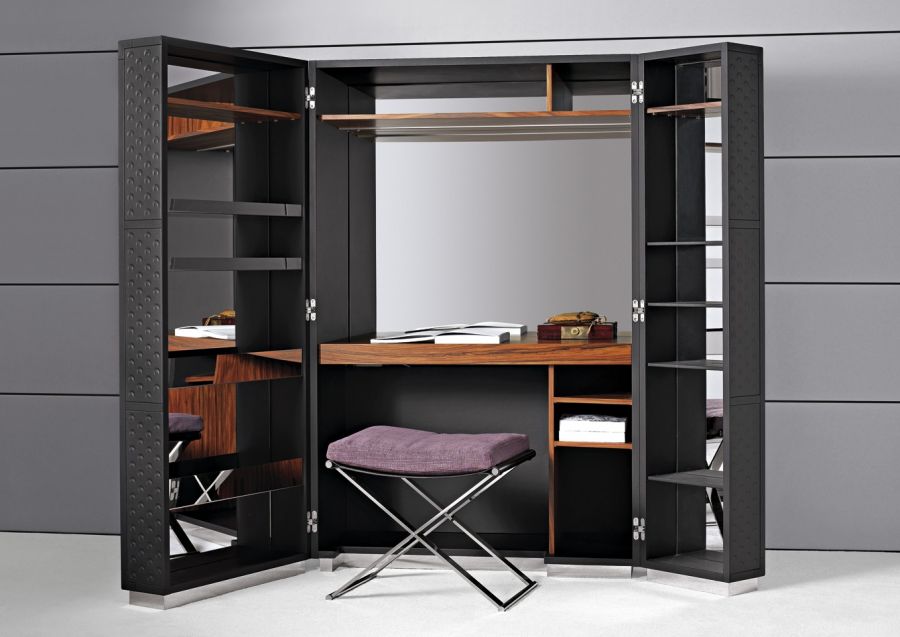 Folding closet for a single man’s apartment