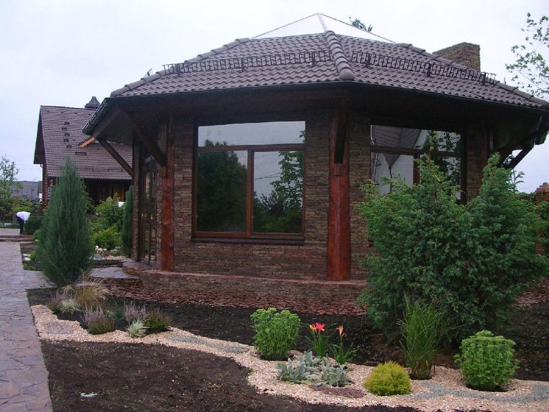 Chapelle de la capitale en brique rouge