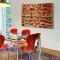 Zonage d'une place pour une table à manger avec un tapis